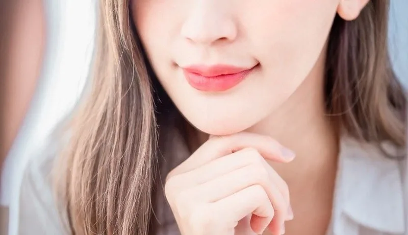 Đôi môi mềm mịn tự nhiên Đôi môi mềm mịn tự nhiên
