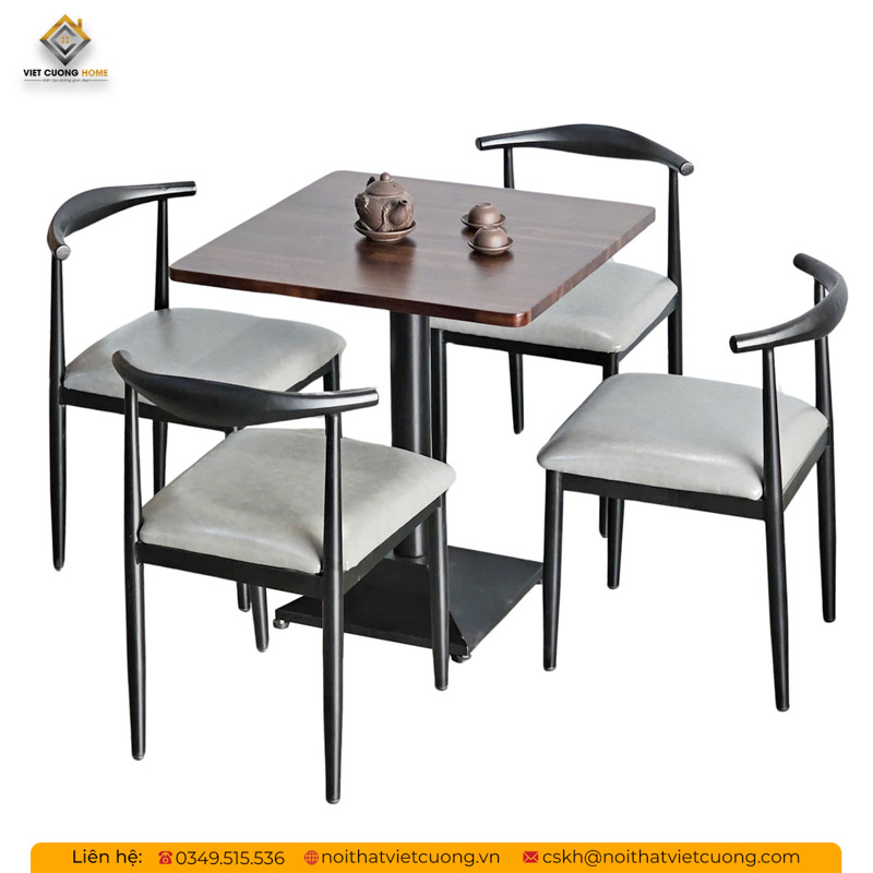 Bàn ghế sắt mặt gỗ vintage chân cong có thể đáp ứng cho nhiều không gian khác nhau
