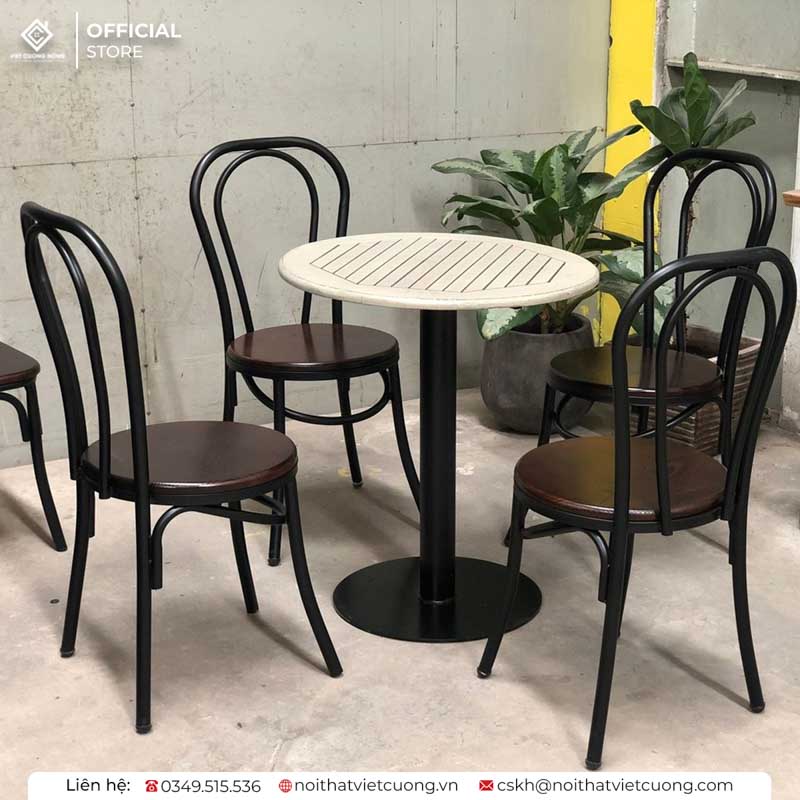 Mẫu bàn ghế sắt phong cách retro chất lượng