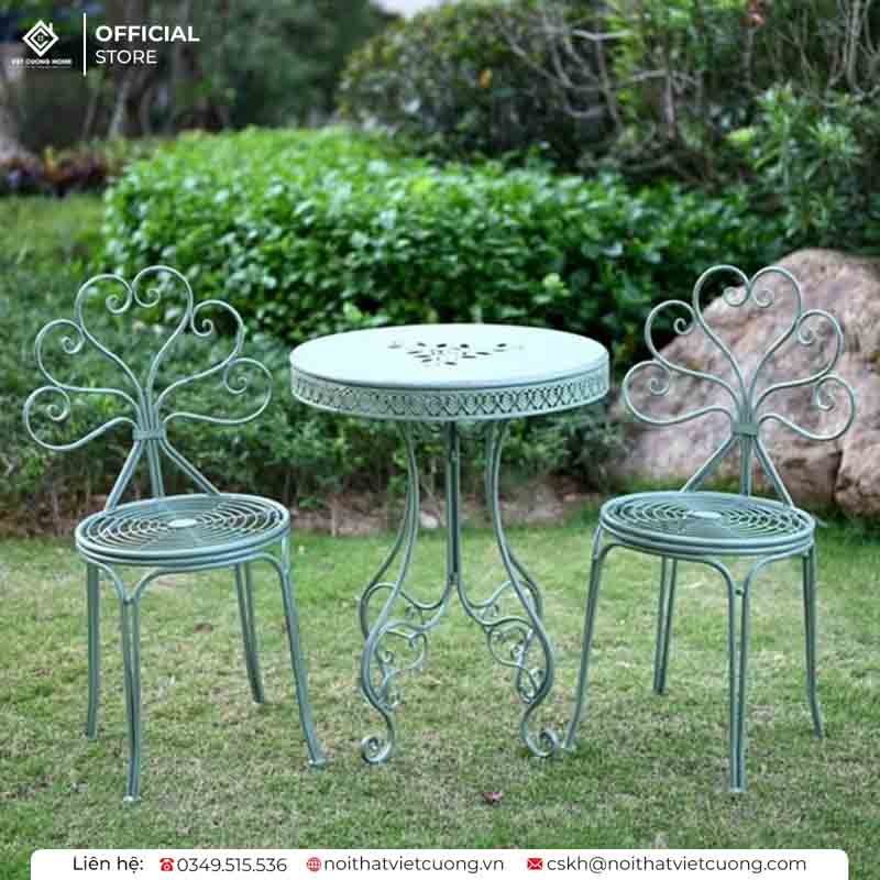 Mẫu bàn ghế sắt nghệ thuật chất lượng cho không gian ngoài trời