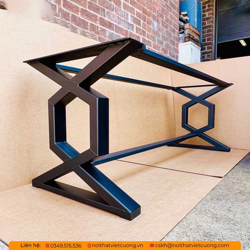 Mẫu chân bàn sắt Việt Cường chất lượng