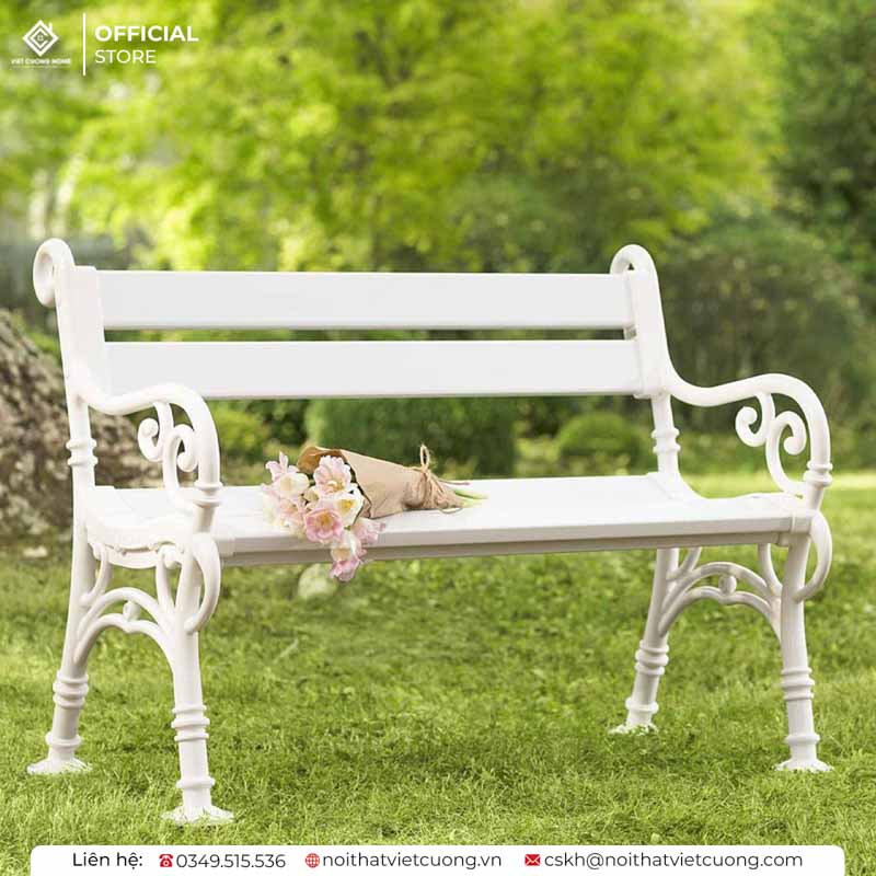 Ghế ngồi là một phần không thể thiếu trong không gian công viên