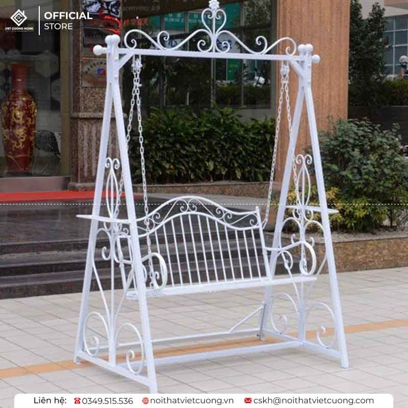 Xích đu sắt đẹp cho sân vườn