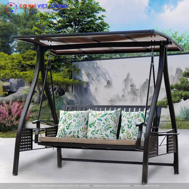 Mẫu xích đu sắt đẹp có mái che