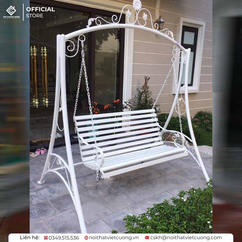 Xích đu sắt đơn giản XDG01 có thể đáp ứng được nhiều vị trí và không gian khác nhau