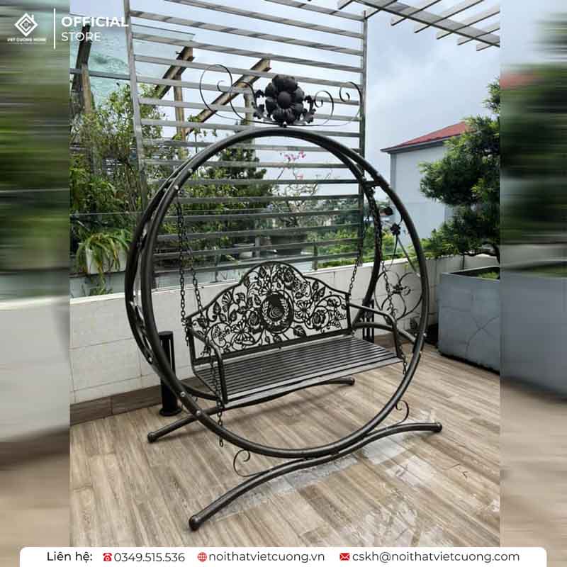 Xích đu sắt XDS01 với thiết kế khung tròn độc đáo